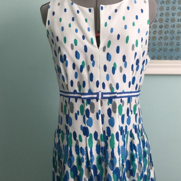 Perceptions New York- Sleeveless Dress - Picture 2 of 6